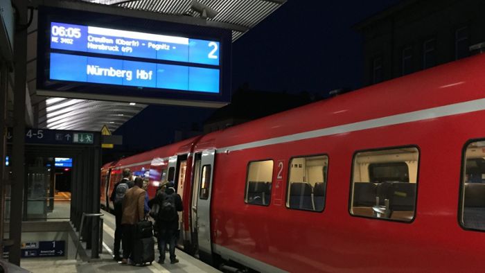 Schienenersatzverkehr zwischen Pegnitz und Nürnberg: Die Pendler nehmen's gelassen