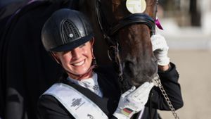 Pferdesport: Olympiasiegerin von Bredow-Werndl siegt bei Comeback